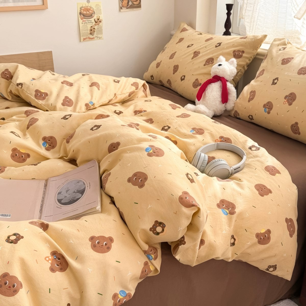 Happy Bears Bedding Set — Soft-Touch Cotton Duvet & Pillowcases — Lifestyle 3