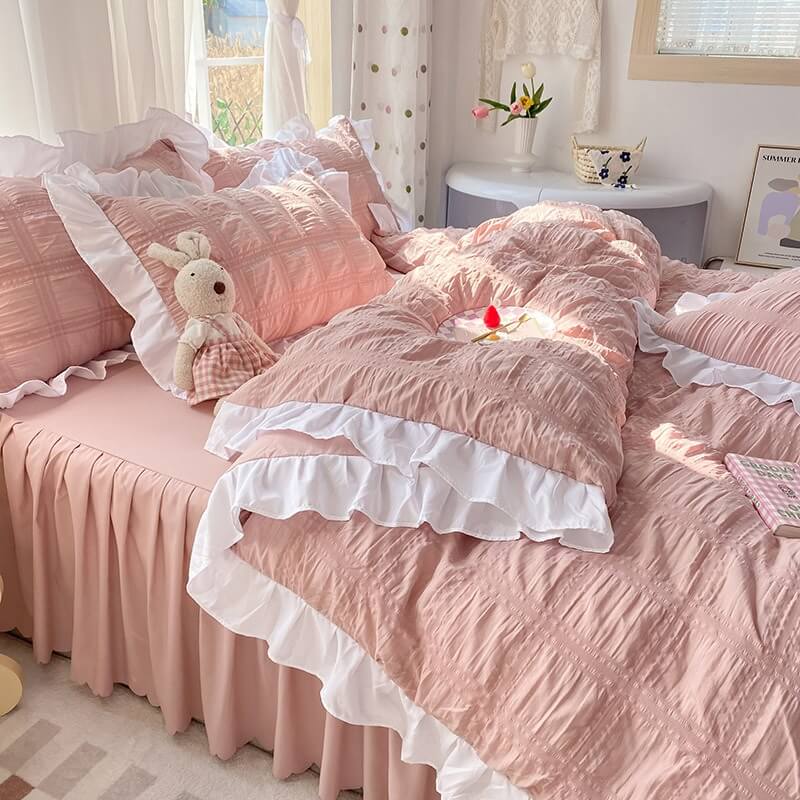 Ruffle Bedding Set — Soft-Touch Cotton Duvet & Pillowcases — Lifestyle 4