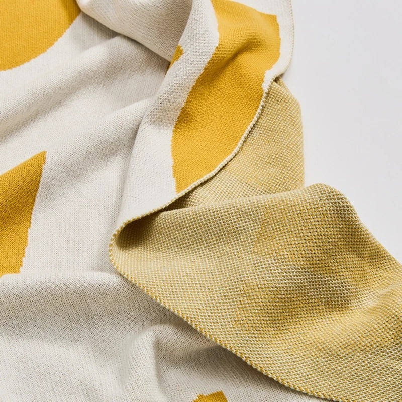 Tulip Print Cotton Throw Blanket — Lightweight Layering Cover for Bedroom and Lounge — Lifestyle 4