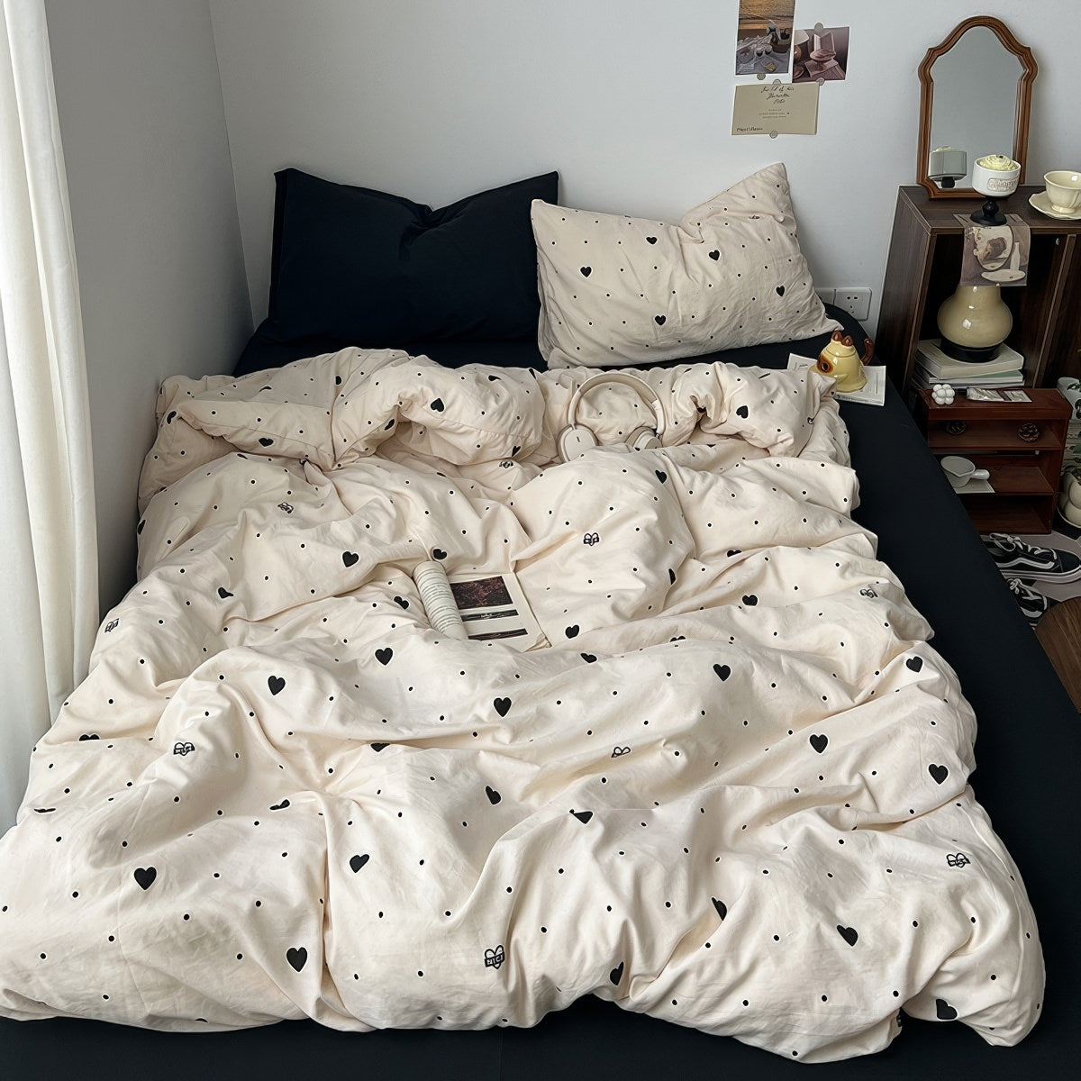 Little Hearts & Polka Dots Bedding Set — Soft-Touch Cotton Duvet & Pillowcases — Front view