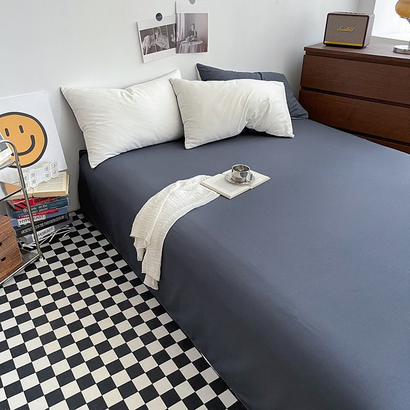 Pastel Double-Sided Bedding Set — Soft-Touch Cotton Duvet & Pillowcases — Lifestyle 5