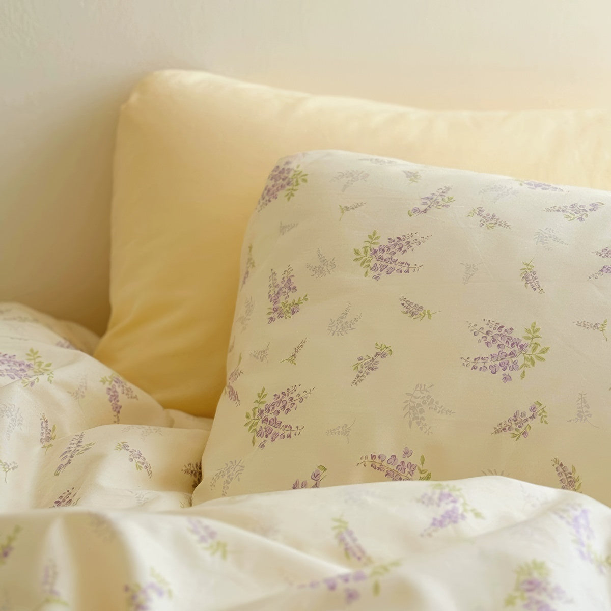 Lavender Bloom Floral Cotton Bedding Set — Detail