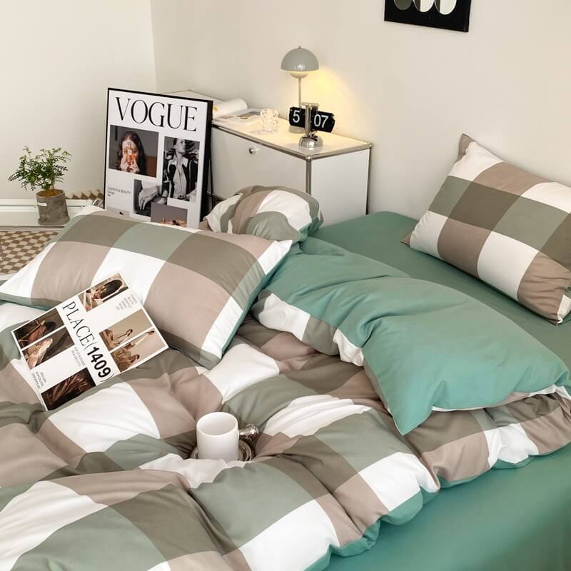 Large Plaid Print Bedding Set — Soft-Touch Cotton Duvet & Pillowcases — Lifestyle 7