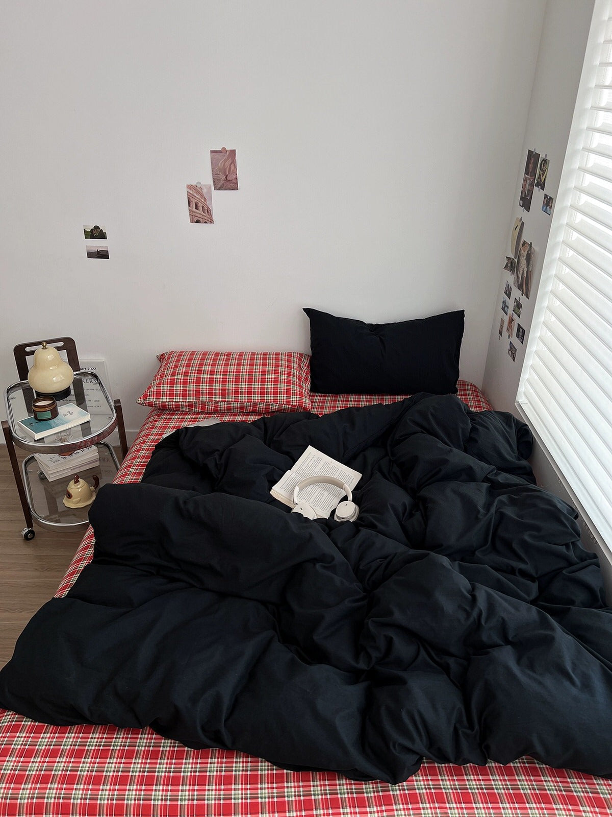 Red Plaid Bedding Set — Brushed Cotton-Blend Cover for Cosy Winter Bedrooms — Detail