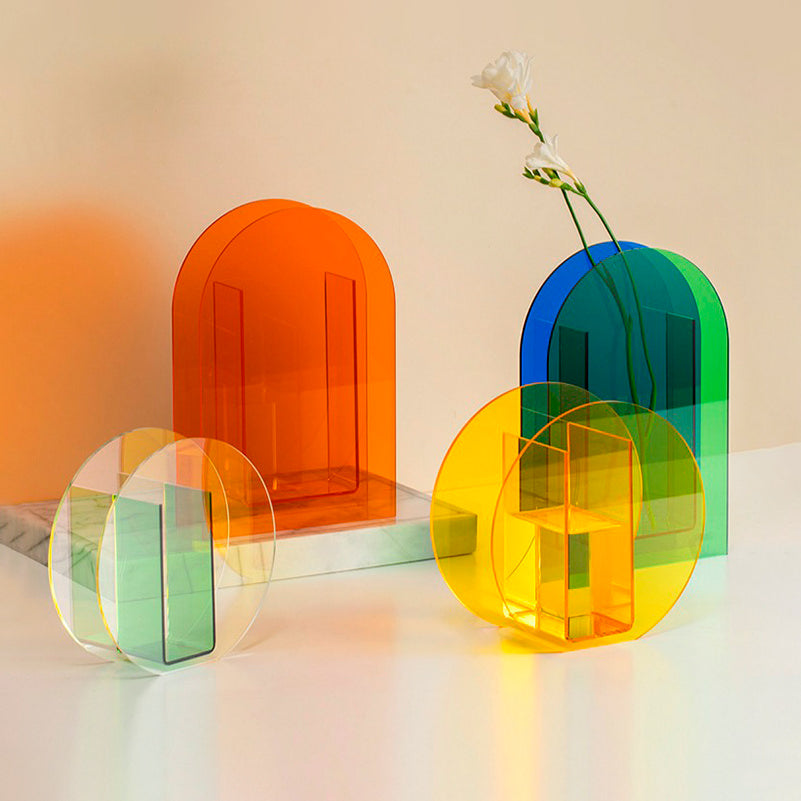 Postmodern Acrylic Vase — Decorative Vase for Considered Styling — Front view