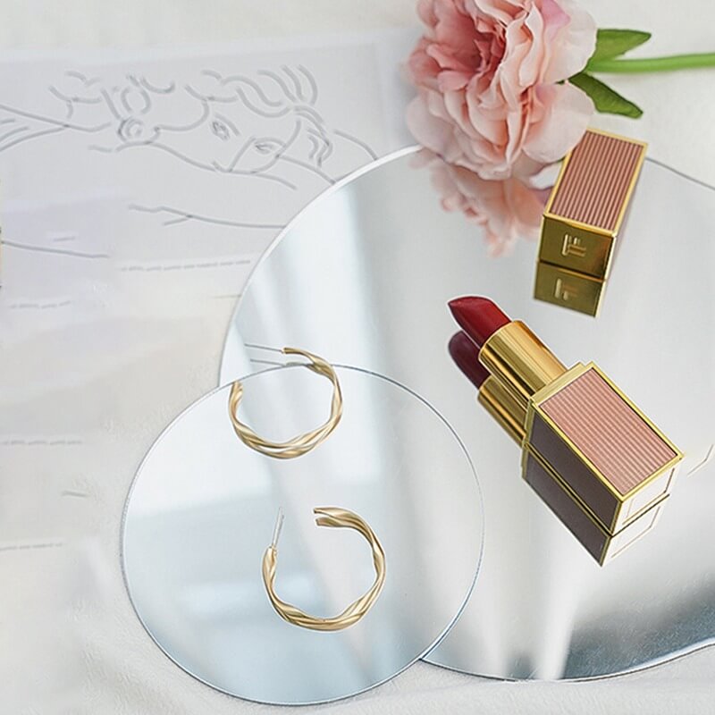 Simple Acrylic Mirror — Considered Home Styling — Lifestyle 3