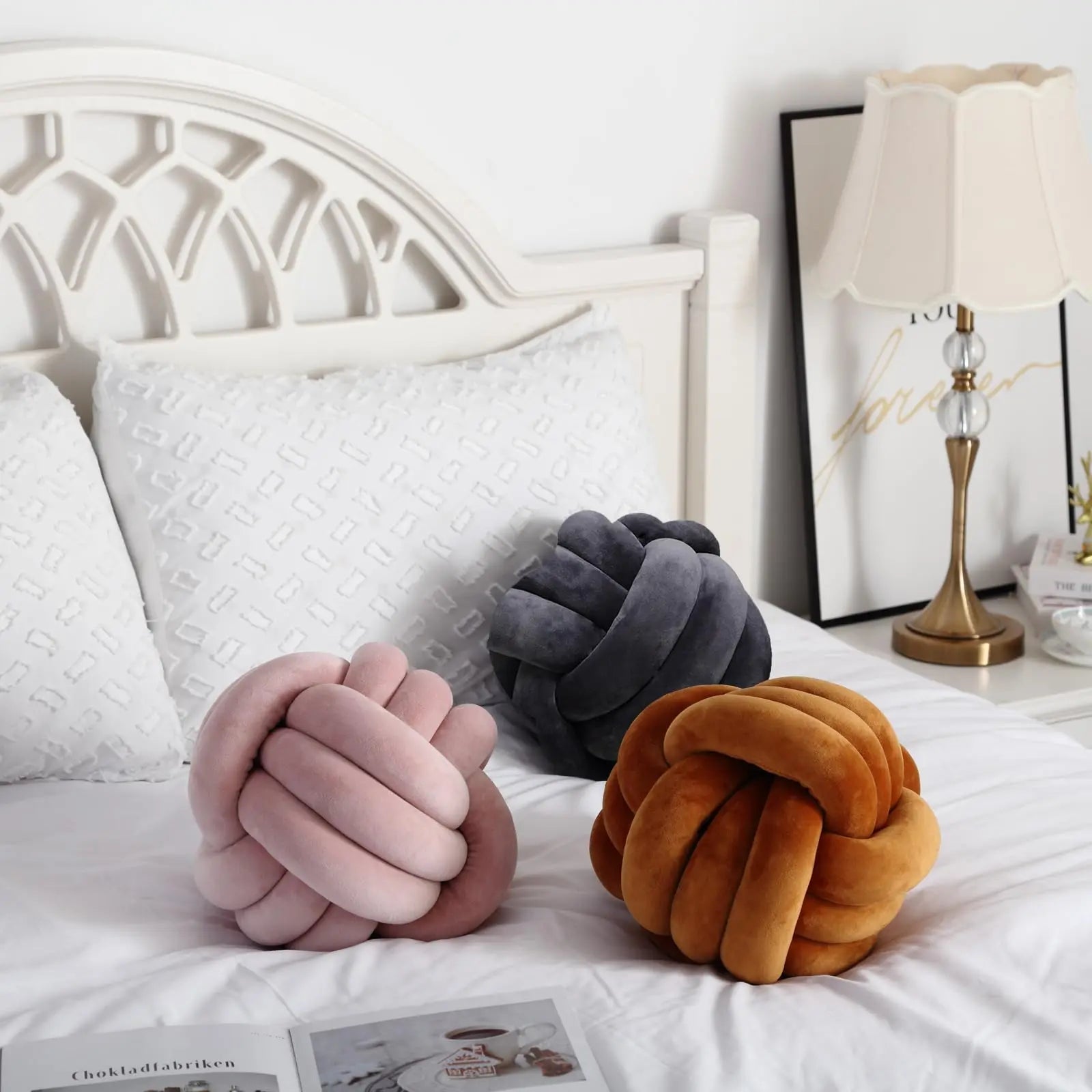 Nordic-Inspired Woven Knot Throw Pillow for Sleep and Relaxation - Available in Black, White, Blue, Pink; Small and Large Siz
