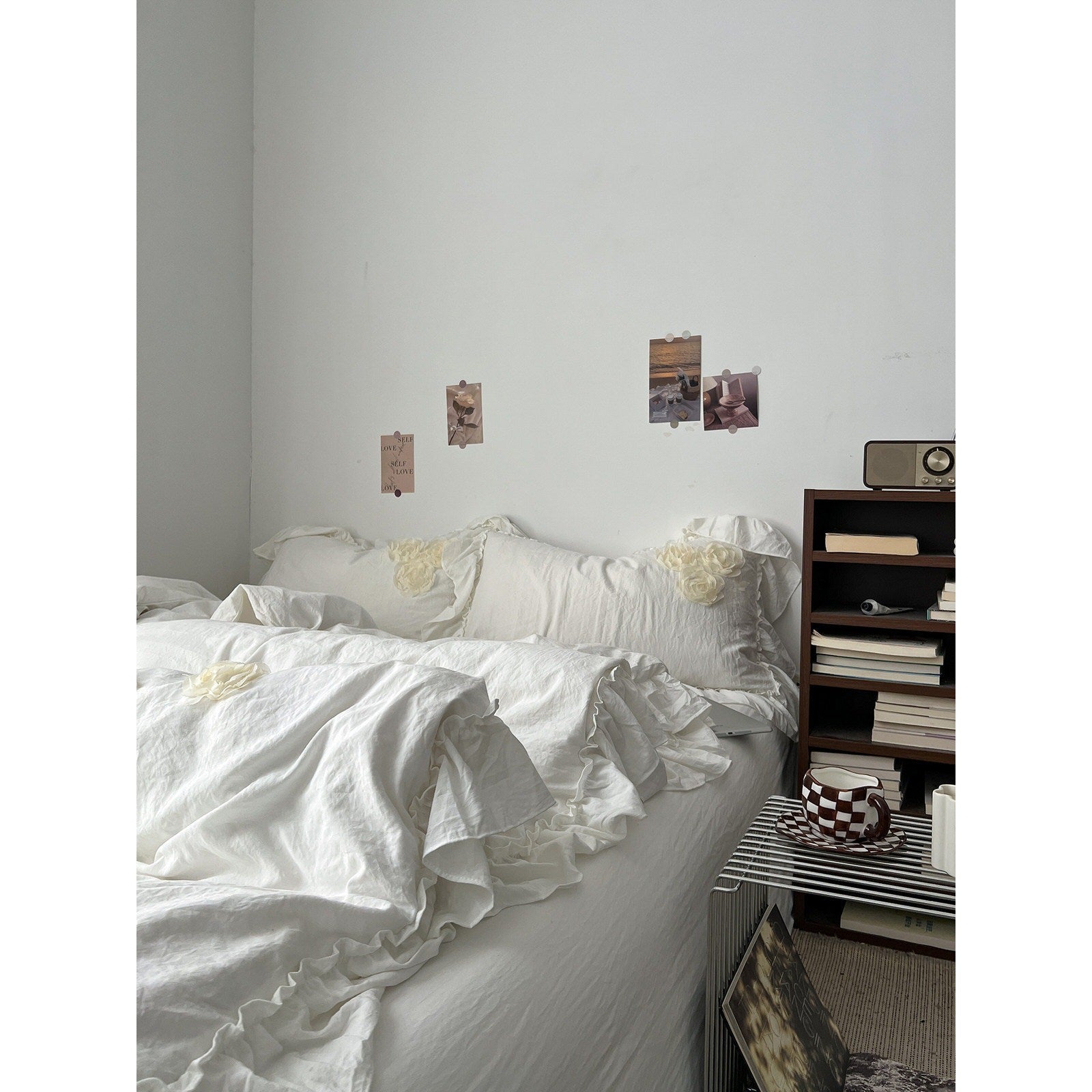 3D Rosette Ruffle Bedding Set — Washed-Cotton Duvet Cover with Floral Applique — Detail