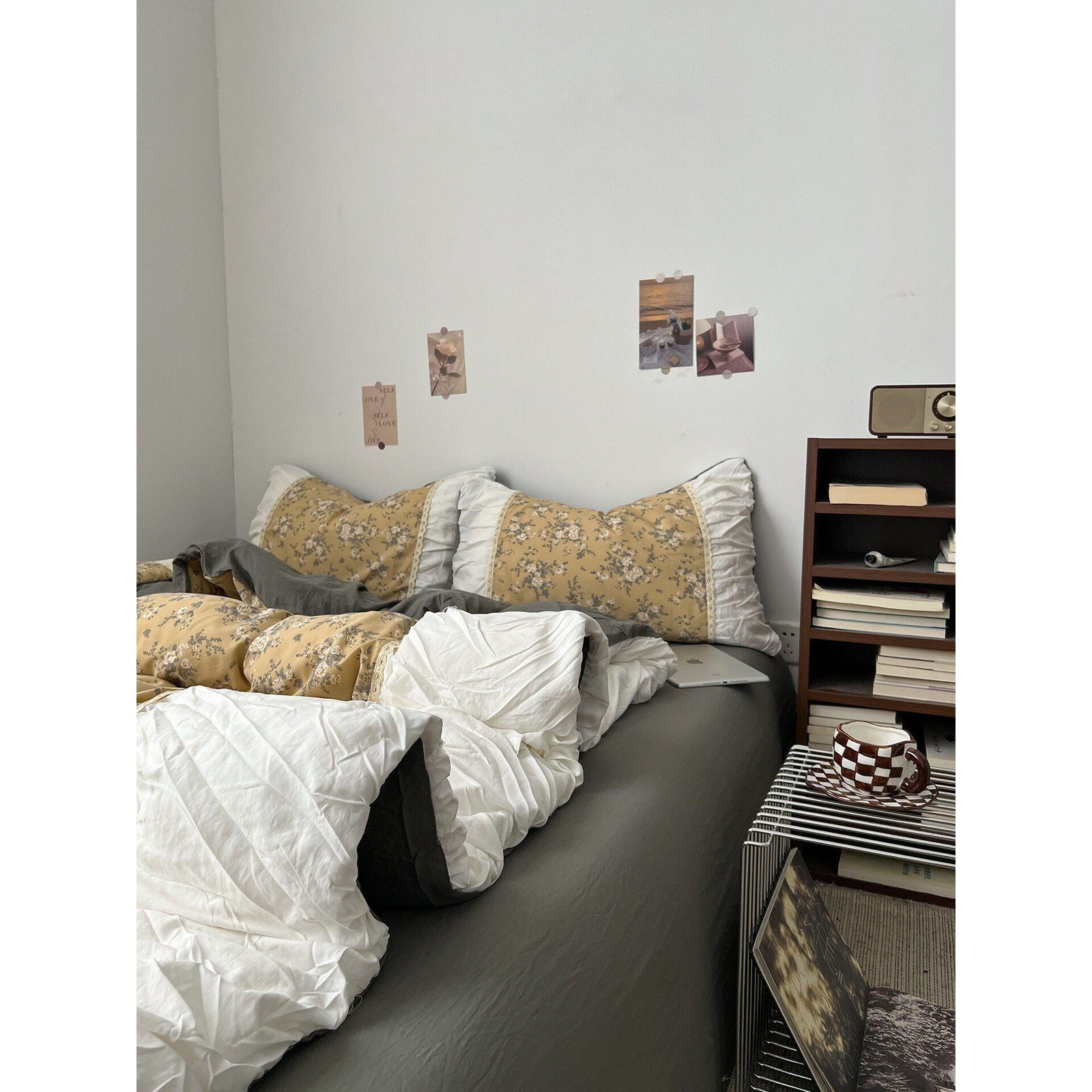 Golden Floral Lace-Trim Bedding Set — Cotton-Blend Duvet Cover for a Cottagecore Bedroom — Detail