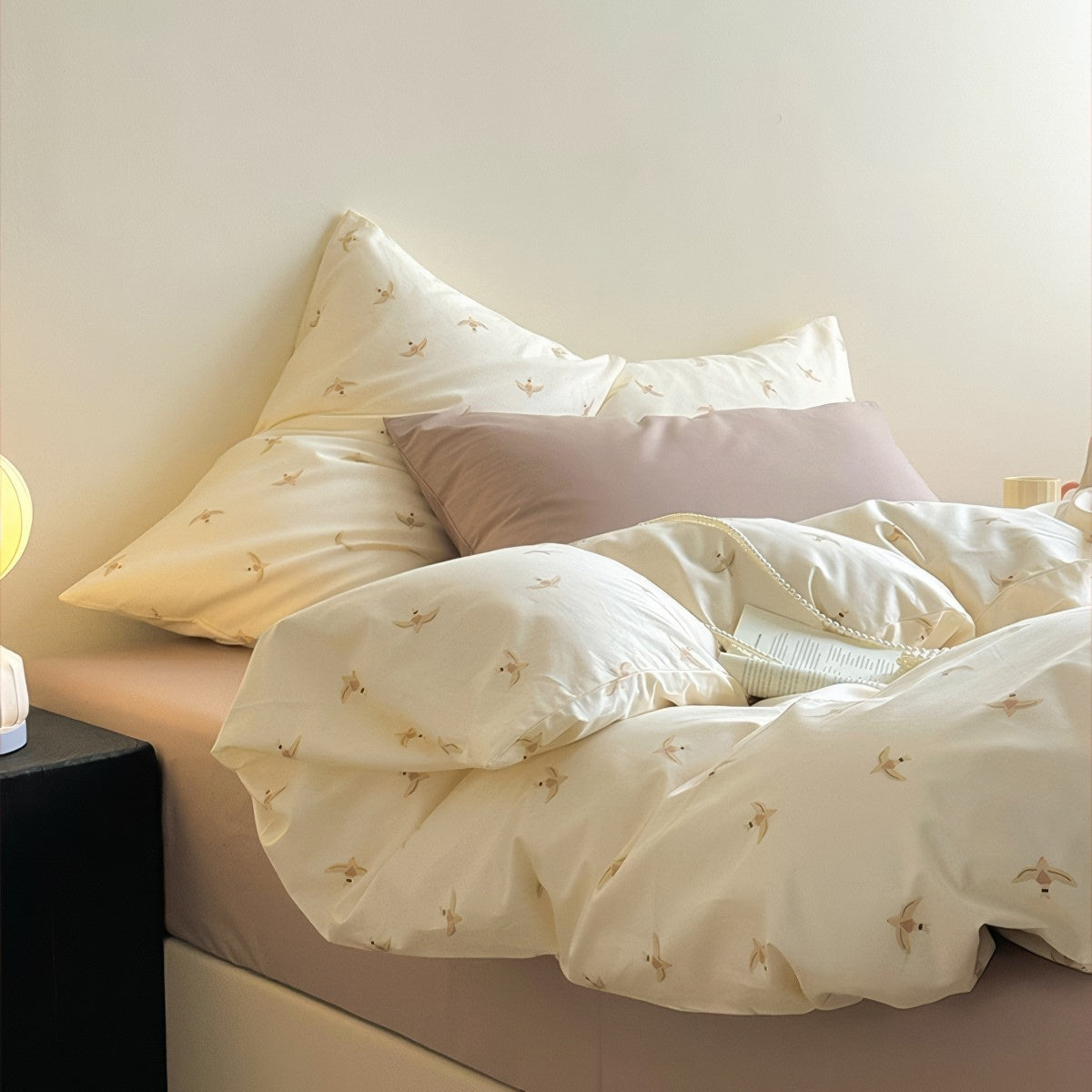 Swallow Bird Print Cotton Bedding Set — Front view