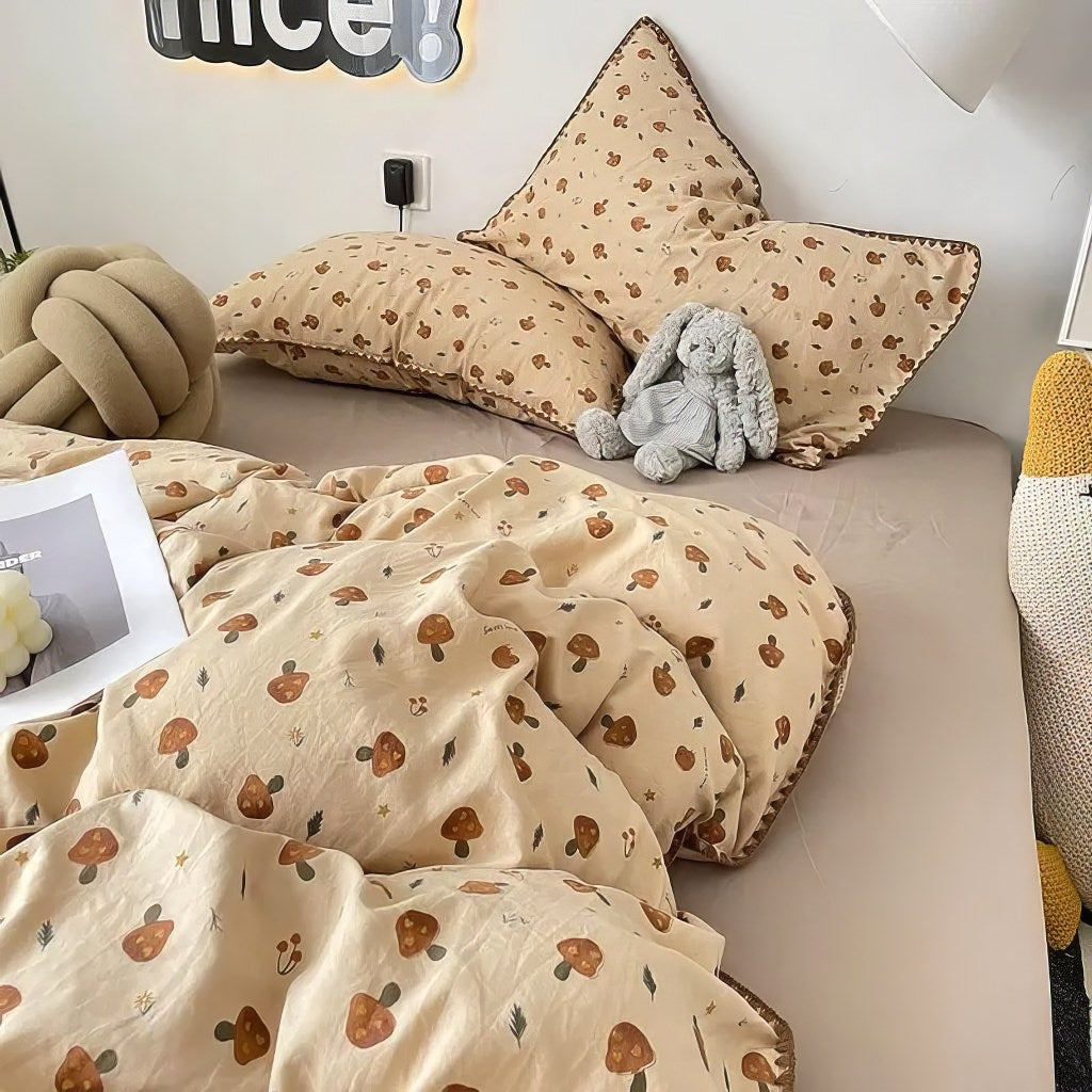 Vintage Forest Mushrooms Fall Bedding Set — Soft-Touch Cotton Duvet & Pillowcases — Lifestyle 3