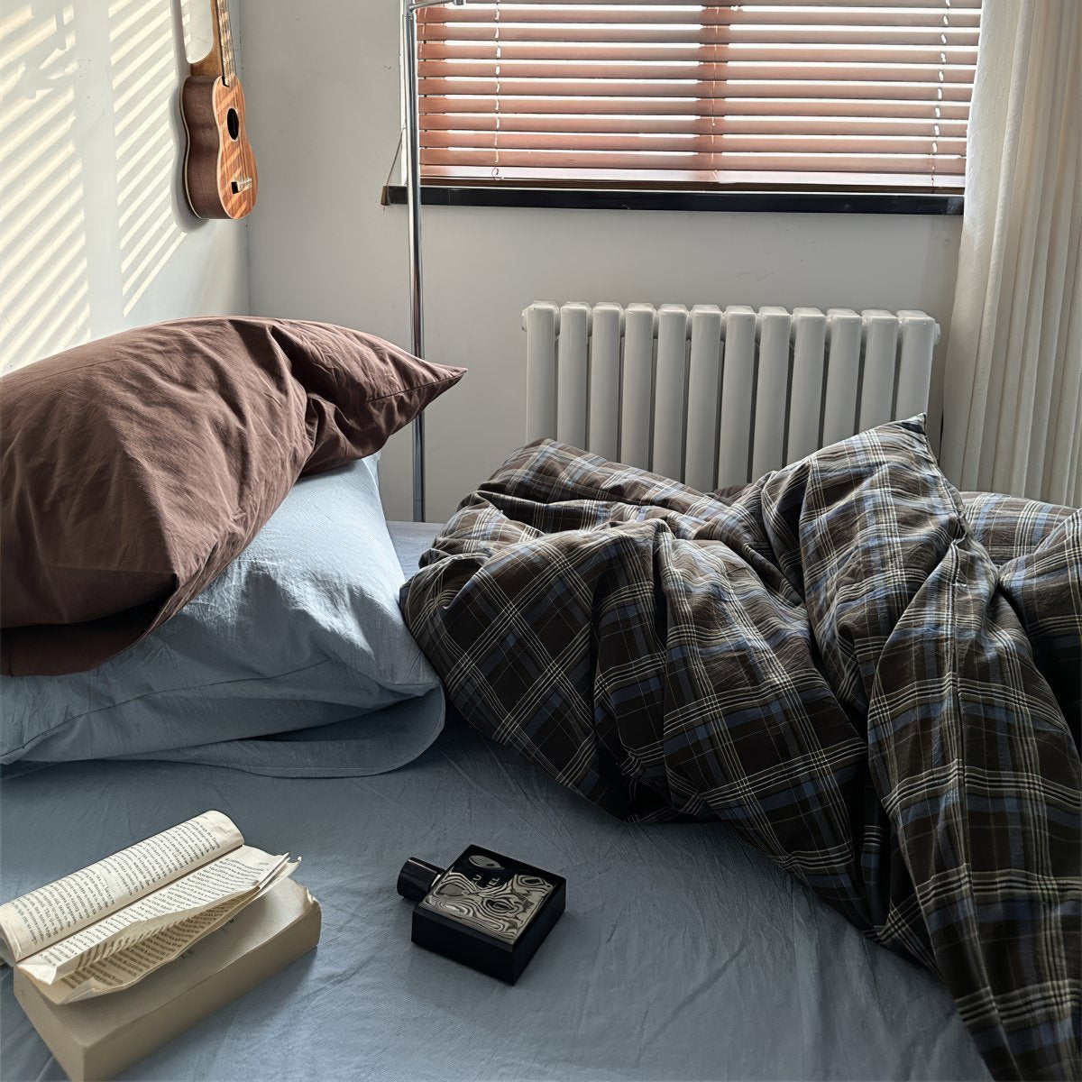 Vintage Plaid Bedding Set — Soft-Touch Cotton Duvet & Pillowcases — Lifestyle 5