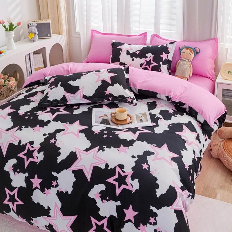 Stars Bedding Set — Soft-Touch Cotton Duvet & Pillowcases — Lifestyle 1