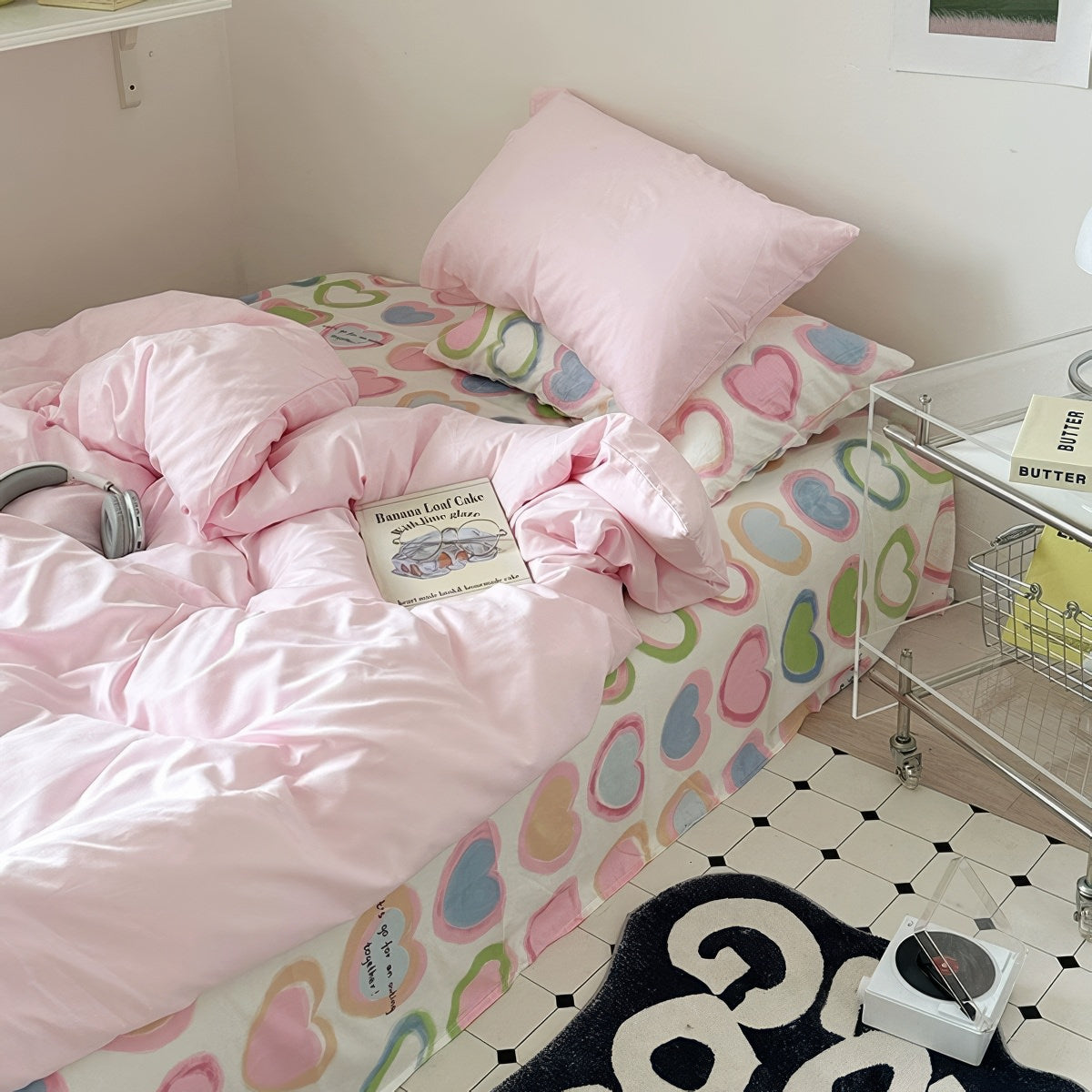 Hearts Bedding Set — Soft-Touch Cotton Duvet & Pillowcases — Lifestyle 3